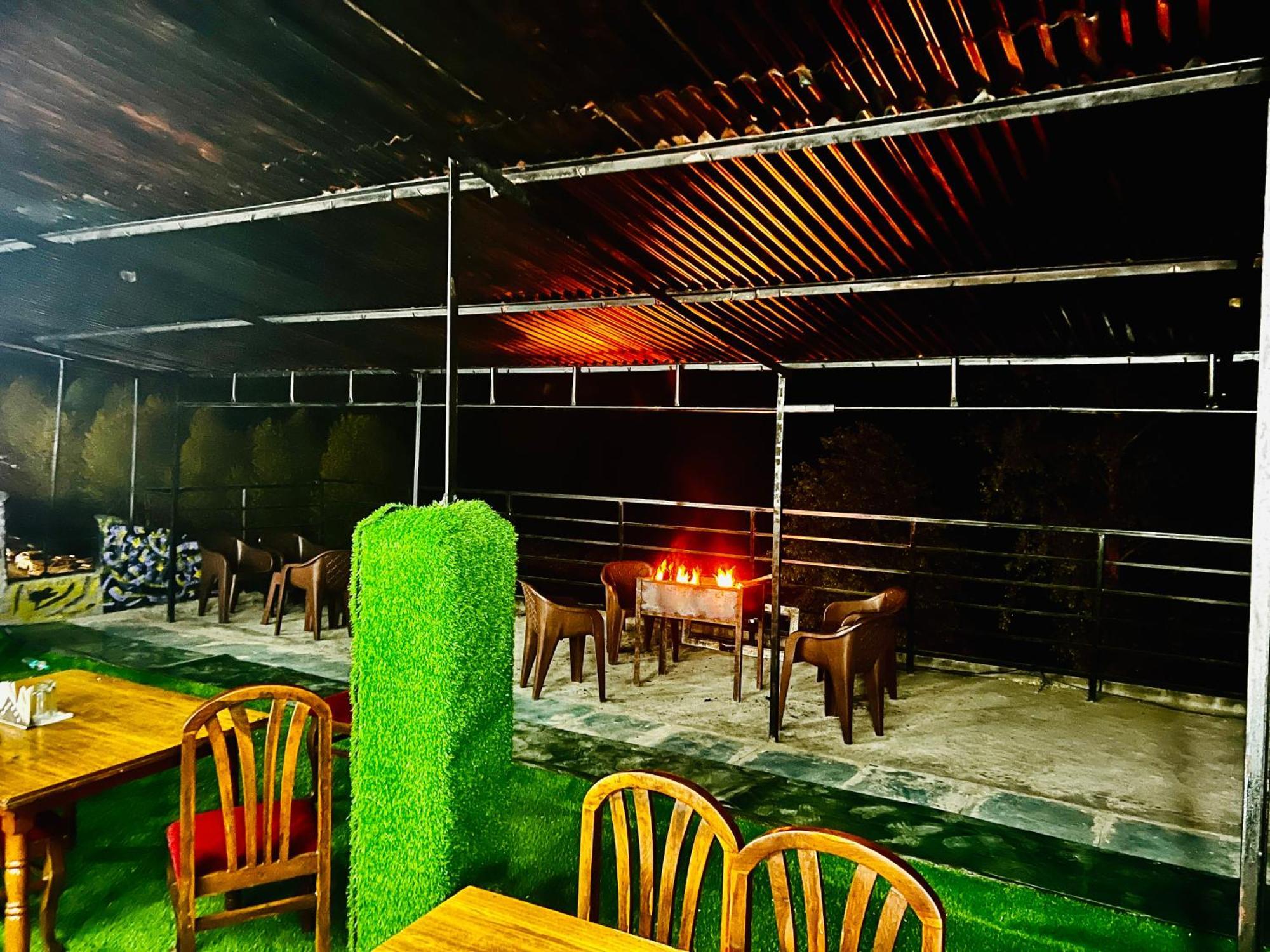 Hotel Green Link -#Near Volvo Bus Stand #Mountain View #River View #Open Terrace Manali  Bagian luar foto